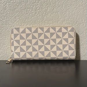 Double Zipper Wallet, Beige